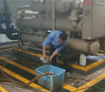 螺桿機(jī)冷凝器清洗 (5)